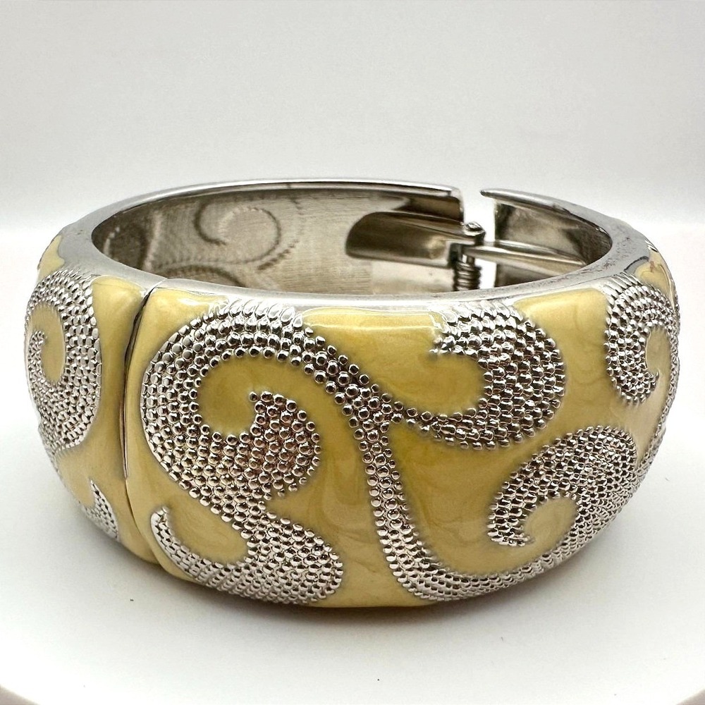 Vintage 90s Yellow Enamel Hinged Bangle Bracelet SilverTone Swirl Chunky Jewelry